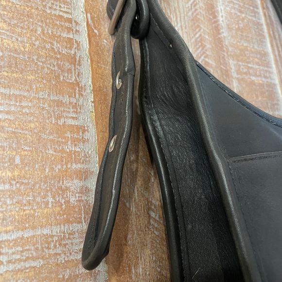 Coach Crossbody - Picture 13 of 15